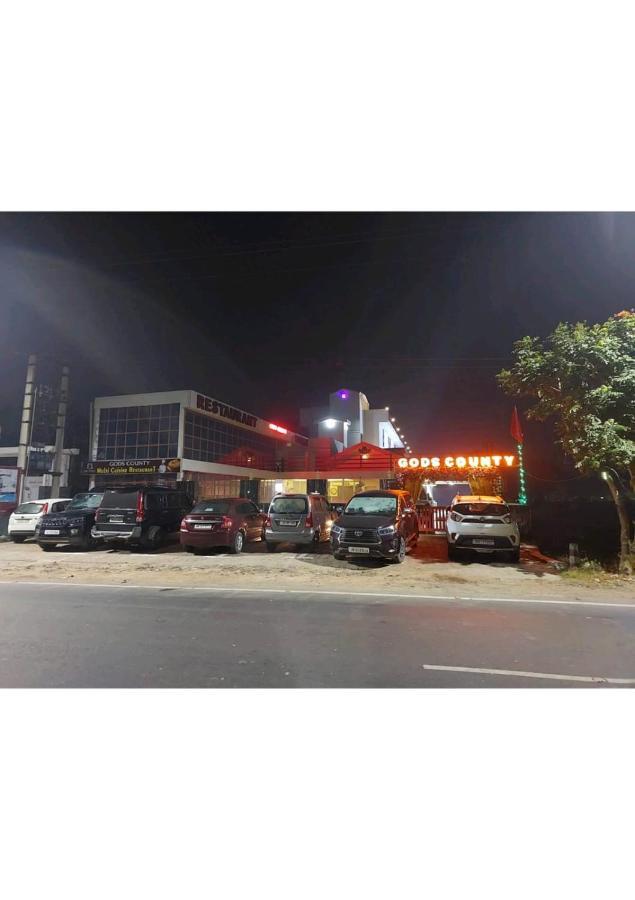 Gods County Hotels & Resorts 塔拉皮斯 外观 照片